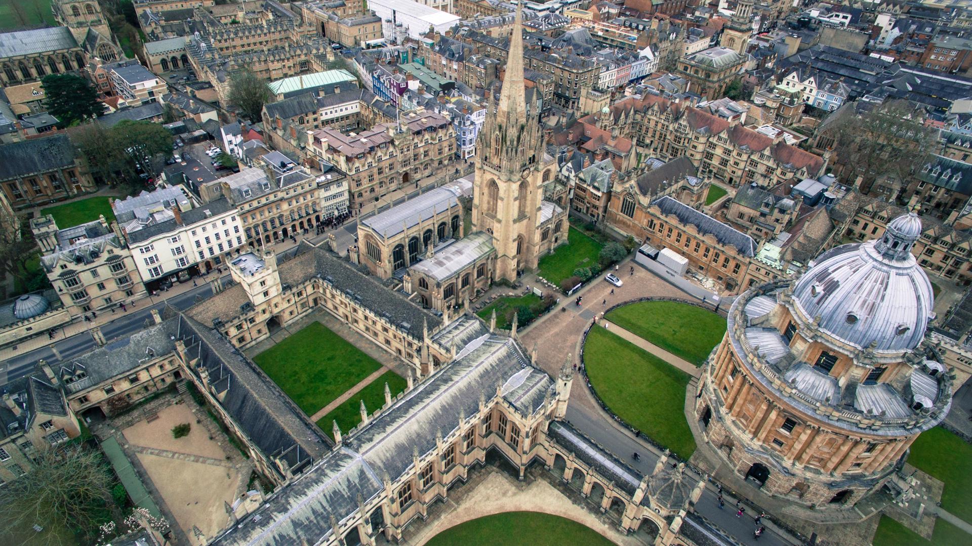 Oxford Copertina.jpg